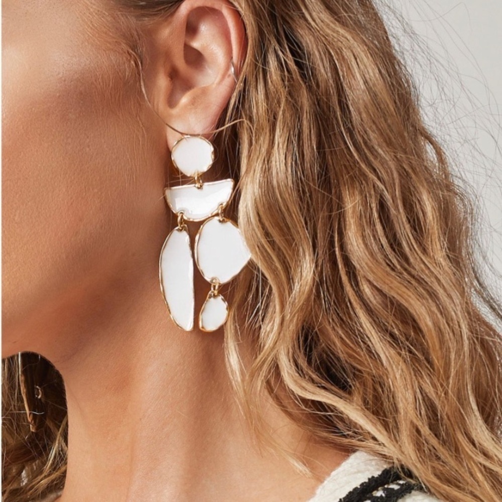 Elegant White Geo Drop Gold Earrings - Picture 5 of 17